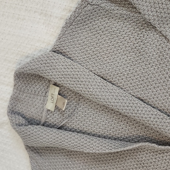 LOFT grey open front sweater. Excellent condition. Petite Large. - Picture 9 of 9